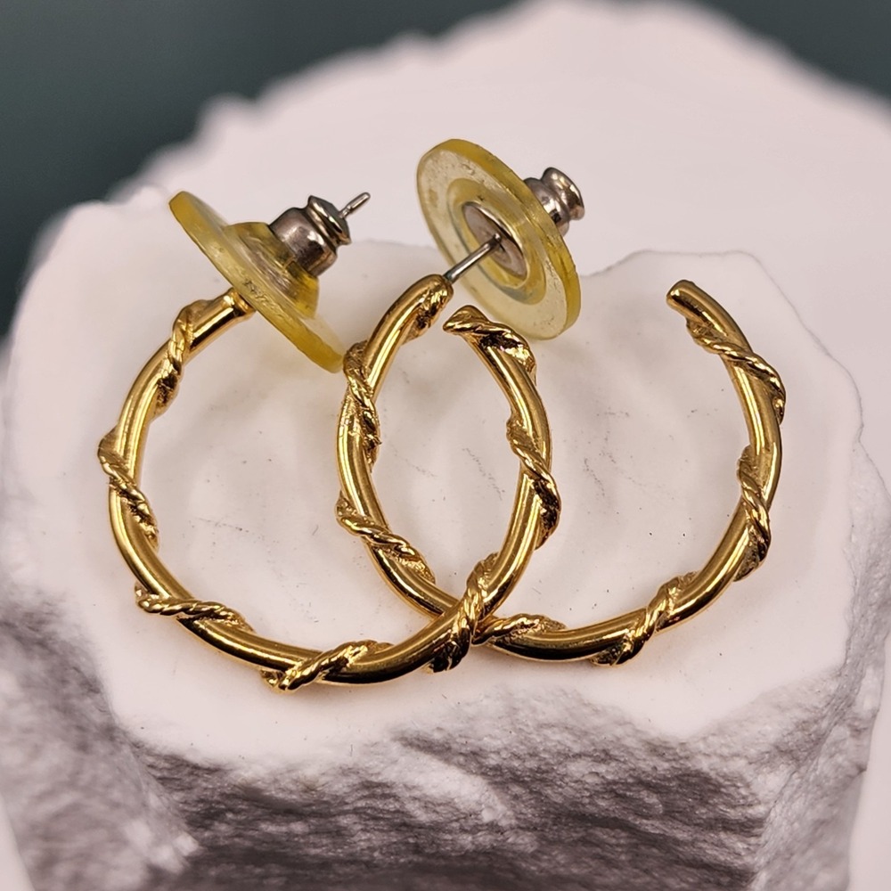 Gold Tone Open Hoop Earrings Twisted Vine Leaf Botanical Textured Post Pair